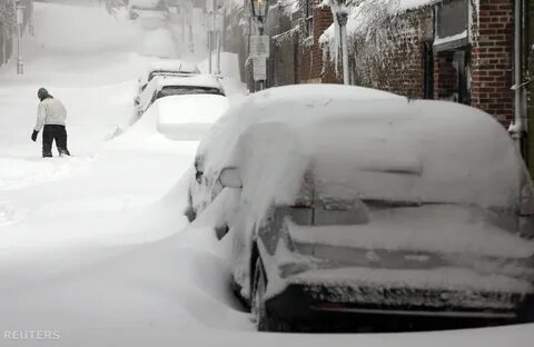 Снег во время снегопада