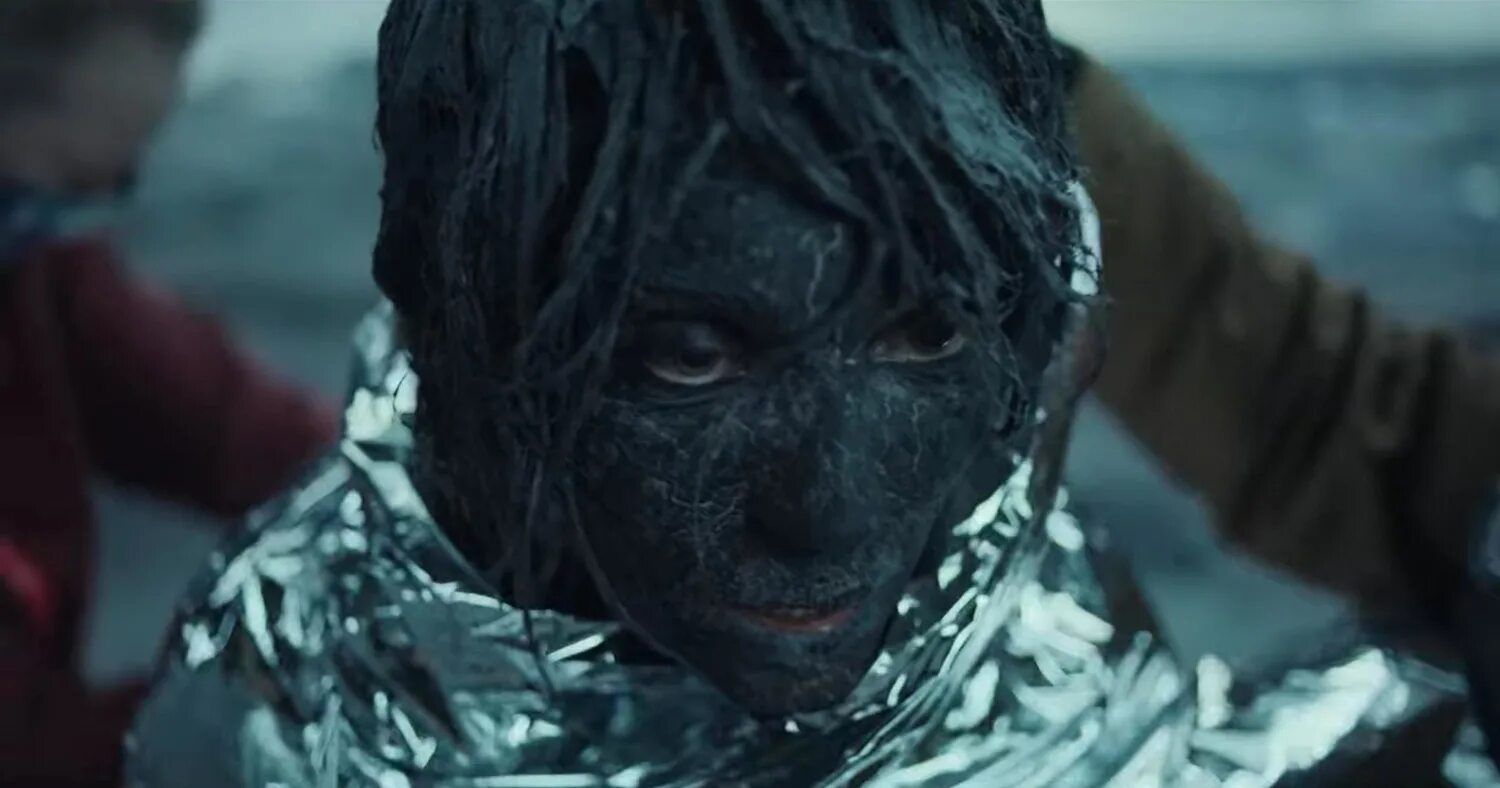 вулкан спасение с острова уайт-айленд. пропавшая вышла из жерла вулкана. самый активный вулкан в мире килауэа. канатоходец аббас иржбеков. упал в жерло вулкана.