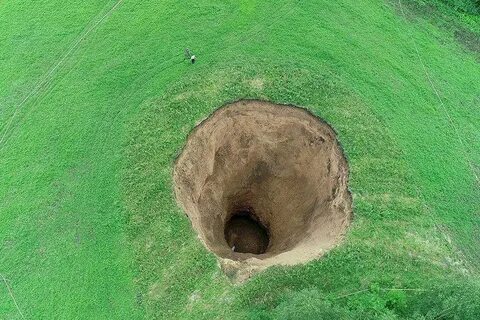 Hole day