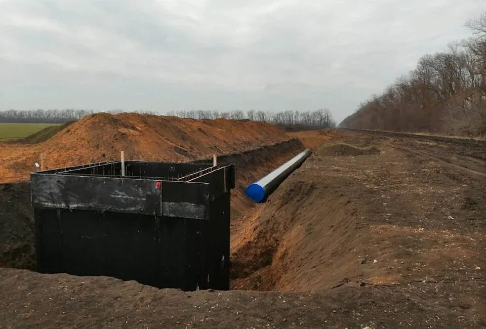 Ейский групповой водопровод. Гуп кк кубаньводкомплекс рэу ейский групповой водопровод красная. Гуп кк кубаньводкомплекс. Ейский групповой водопровод фото. Строительство водовода в краснодарском крае.