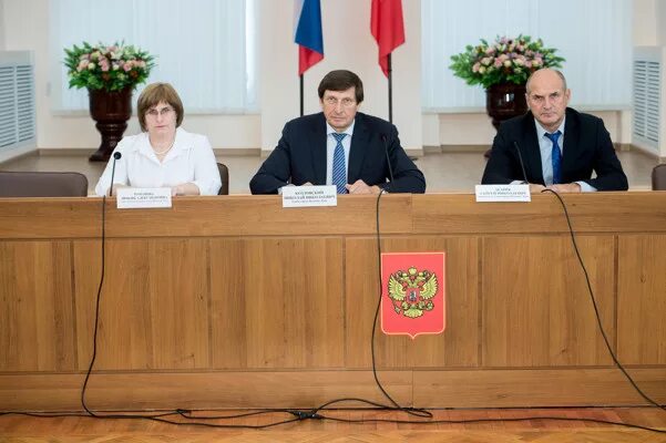 Глава администрации Великие Луки. Глав амадмистрации города Великие Луки. Городская администрация Великие Луки.. Администрация великих лук. Сайт администрации великих лук