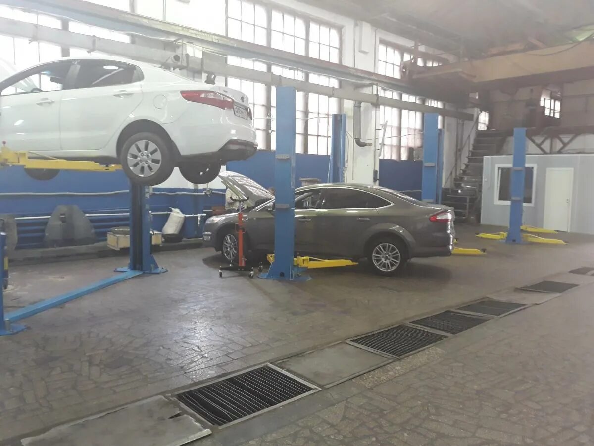 Автосервис площадь. Бренд автосервиса. автопилот автосервис москва. автопилот площадь ильича. площадь ильича техцентр бмв и мерседес.
