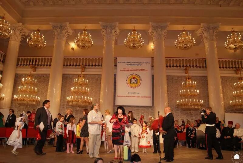Зал наград. Колонный зал минсельхоза рб. колонный зал рггу. колонный зал президентской библиотеки. минсельхоз колонный зал уфа.
