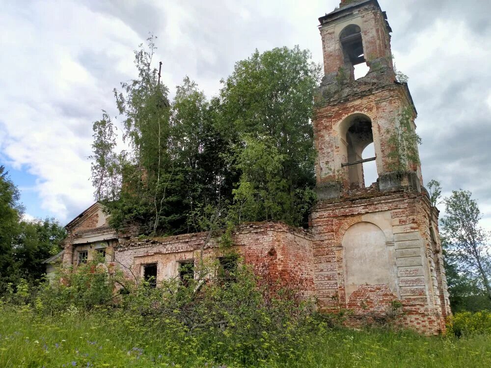 Деревня михали