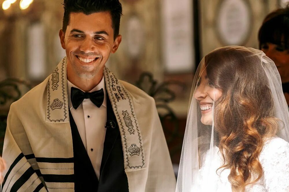 Невесты еврейки. Иудейская невеста. Красивая Еврейская свадьба. Красивая Еврейская невеста. Семь женихов
