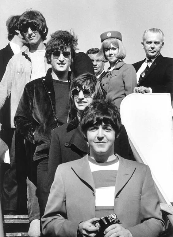 Битлз сан. The beatles 1966. фотограф битлз. джим маршалл фотограф. битлз фото.