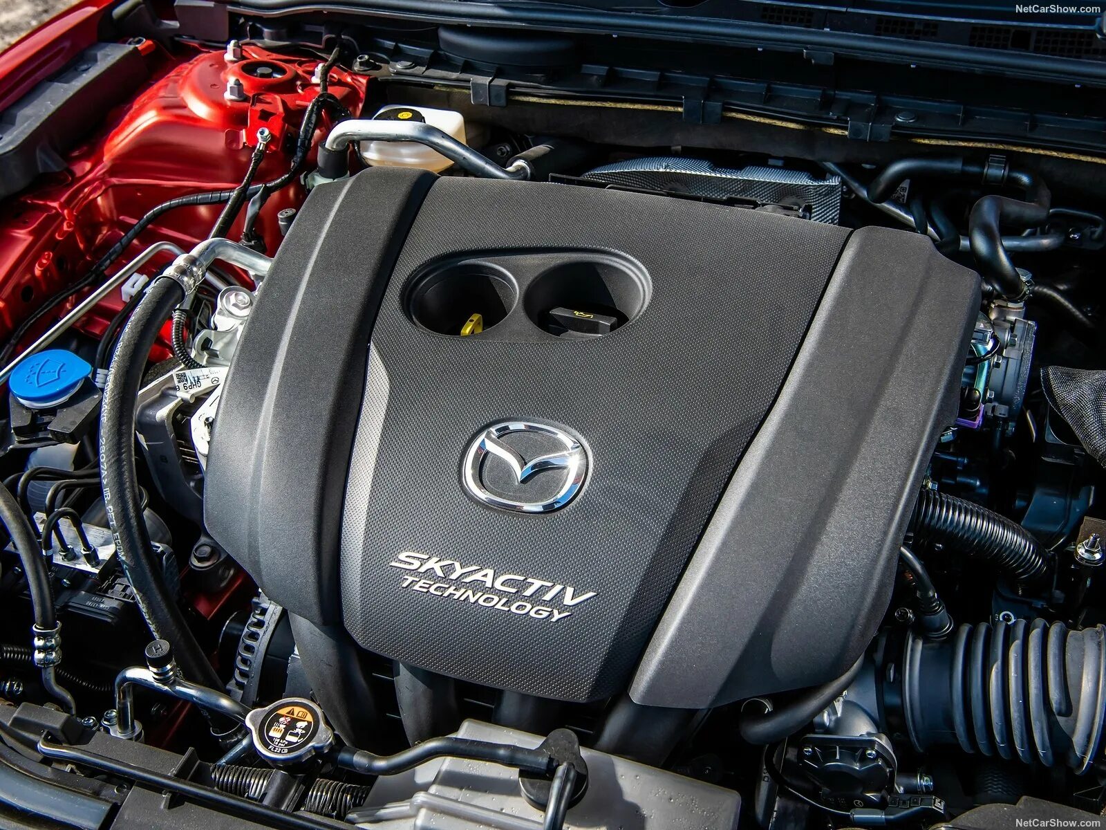 Mazda cx-5 двигатель 2. Двигатель мазда cx5 2. Mazda 5 под капотом. Mazda 6 2. Mazda 2.