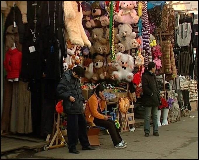 иркутск китайский рынок шанхайка. рынок шанхай в иркутске. против шанхай сити иркутск. шанхай иркутск режим работы. иркутский рынок.