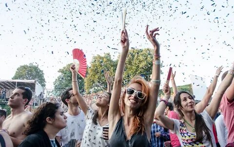 Dancing crowd