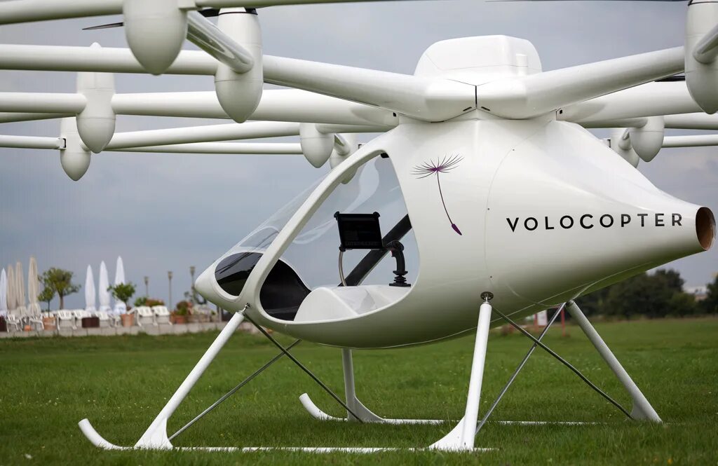 First 200. Volocopter vc200. Волокоптер VC 200. Мультикоптеры e-Volo. Многовинтовые вертолеты (мультикоптеры)..