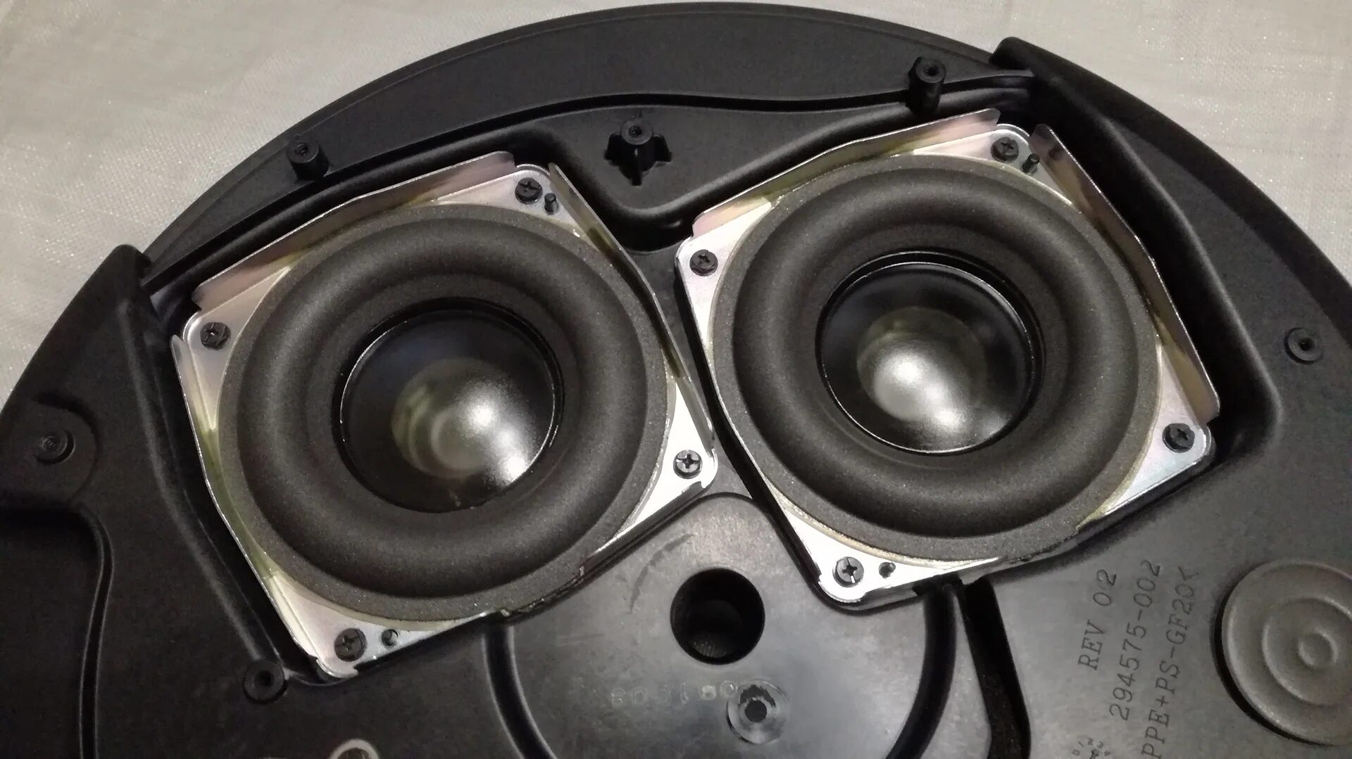 Сабвуфер в мазда 3 седан. Сабвуфер rel storm iii. Аудио блин сабвуфер аудио. Сабвуфер в мазду 3bk седан. Rel s2.