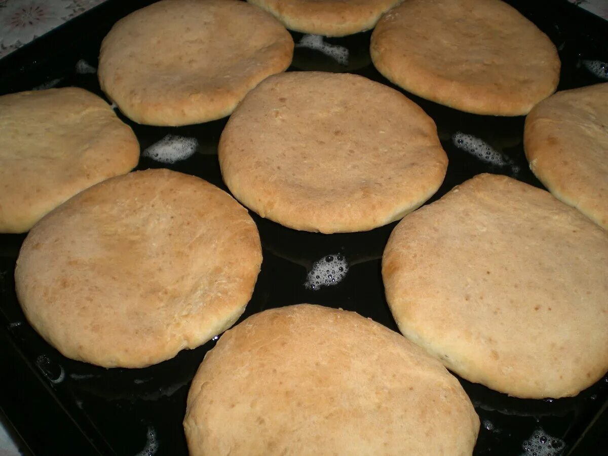 Печенье на маргарине вкусное. Тесто на печеньки в духовке. Печенье на сметане и маргарине. Печенье без маргарина. Творожное печенье катрин бауэр.