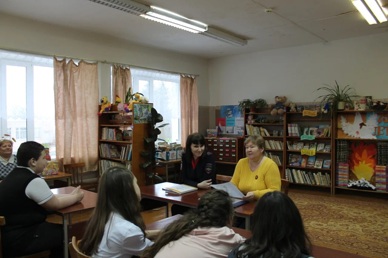 Досуговый центр богородское. Досуговый центр богородское. Акрихин-здоровье социально-оздоровительный центр. Цсо богородское москва , бойцовая ул. Заволжская библиотека.