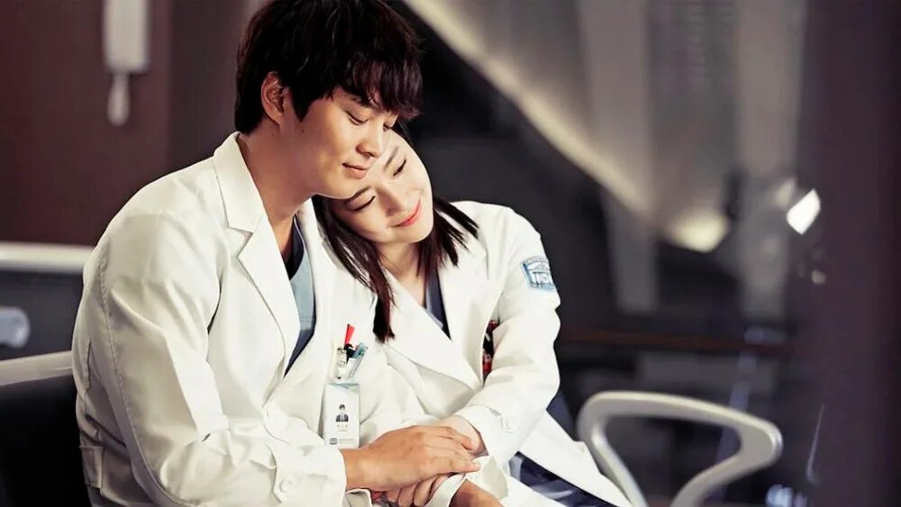 Китайскую дораму врачи. Дорама хороший доктор 2013. Хороший доктор дорама Корея поцелуй. Хороший доктор дорама поцелуй.