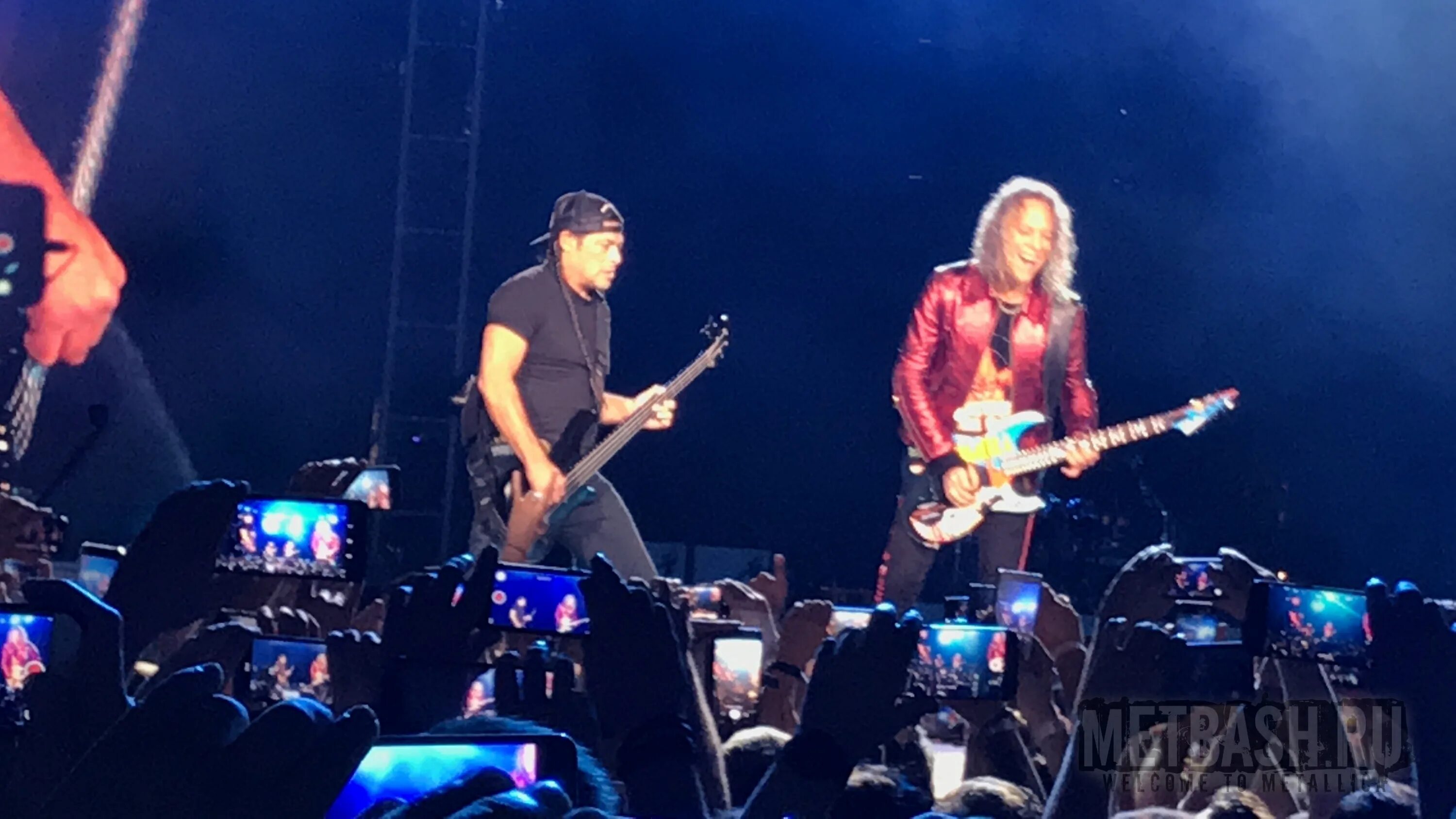 Offspring концерт. песня офицеры в исполнении группы металлика. песня офицеры в исполнении группы металлика. металлика 2019 лужники цой. металлика концерт 1986 года.