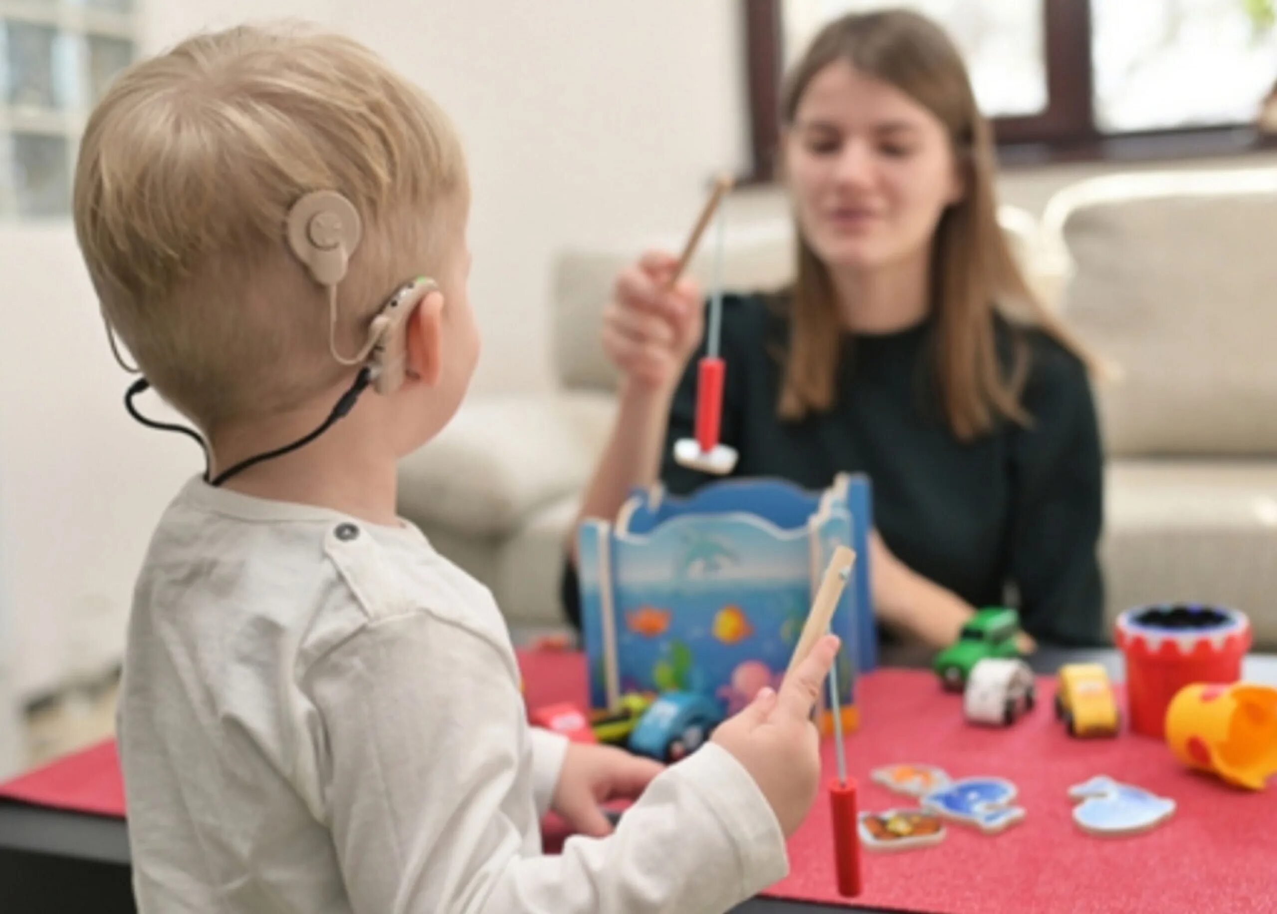 Слабослышащие учащиеся. Ребенок с кохлеарным имплантом. Игрушки для детей с нарушением слуха. Дети с нарушением слуха.. Занятия с кохлеарно имплантированными детьми.