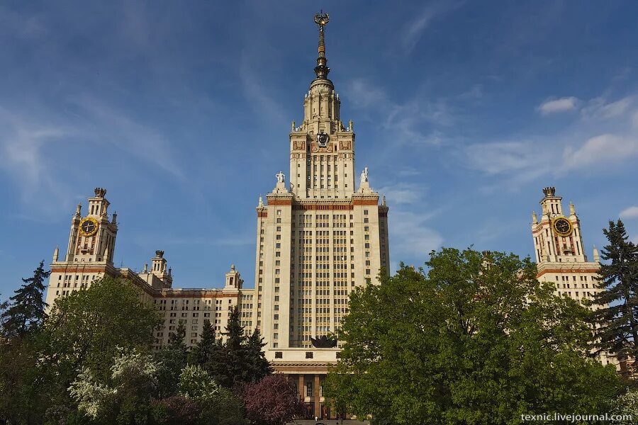 Рп5 мгу. Главное здание МГУ им. м.в. Ломоносова. Главное здание МГУ. МГУ Архитектор. Главное здание МГУ на Воробьевых горах.