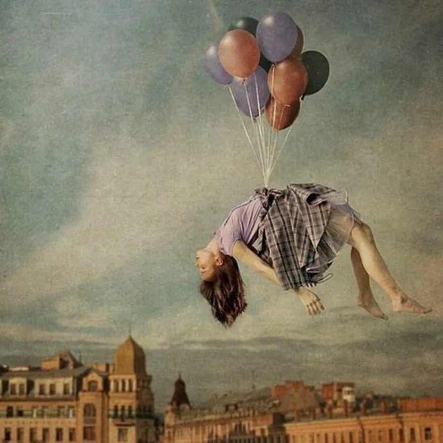 Человек воздушный шарик. Улетающий воздушный шар. Человек с воздушным шариком. Девушка с воздушными шарами. Картина с воздушными шарами.