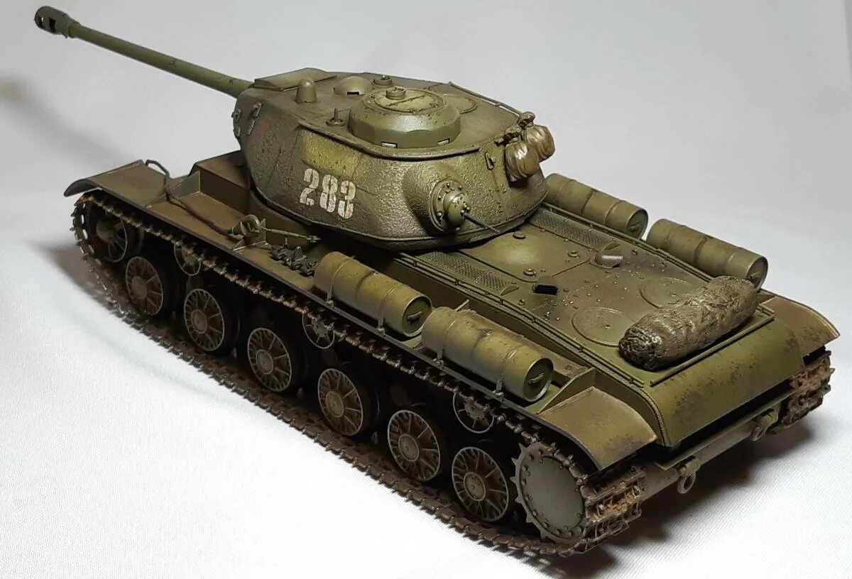 Советский тяжелый Танк "КВ-85"