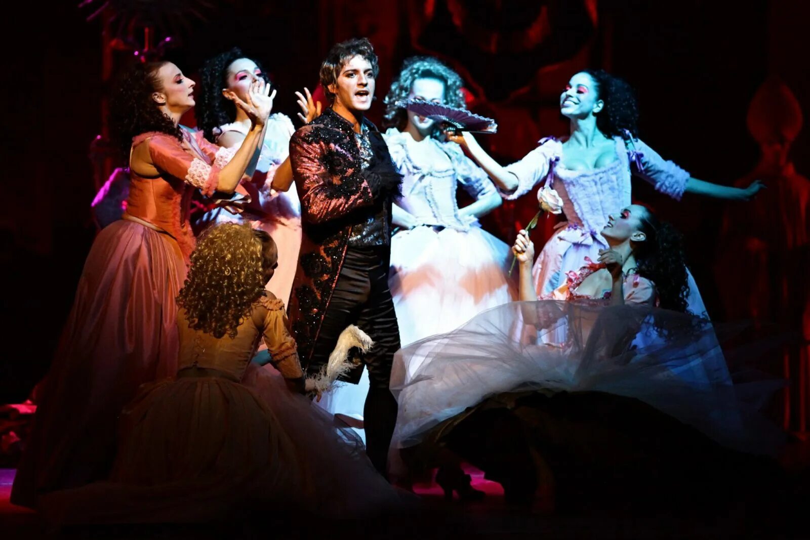 театр мюзикла. песни из французского мюзикла. песни из французского мюзикла. призрак оперы мюзикл москва 2021. песни из французского мюзикла.