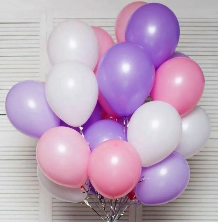 Заказать шарики с доставкой в москве недорого. Воздушные шары. Гелевые шары. Воздушный шарик. Розовые и сиреневые шары.