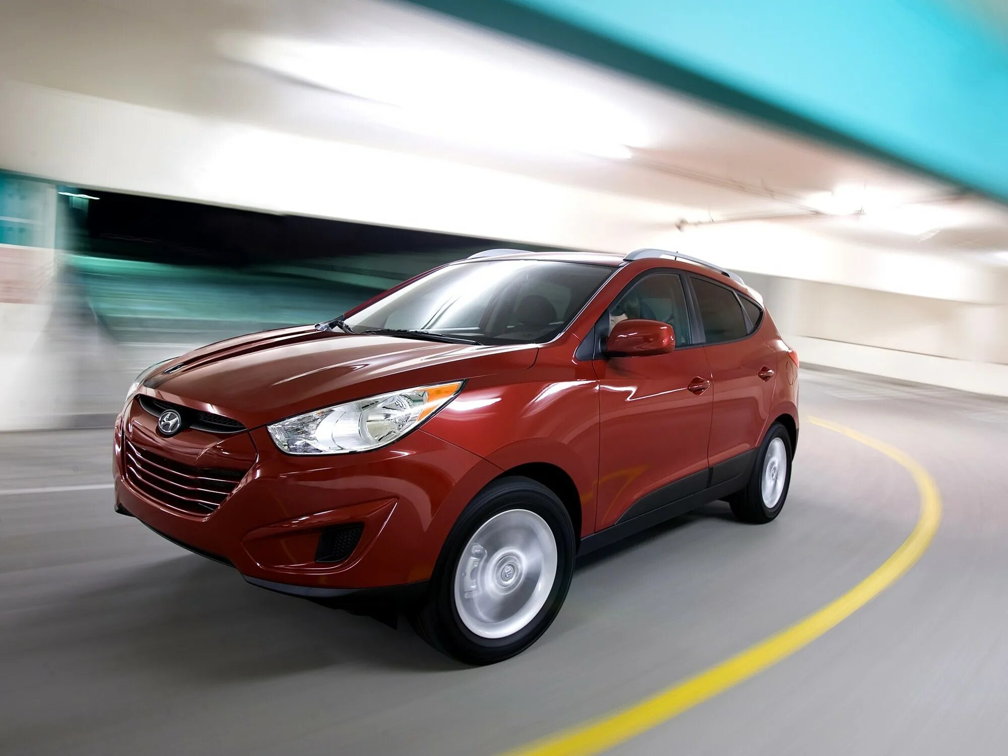 0 at. Hyundai tucson 2010 салон. хендай туссан 1 поколения. хендай туссан 2 поколения. хендай туссан 2.