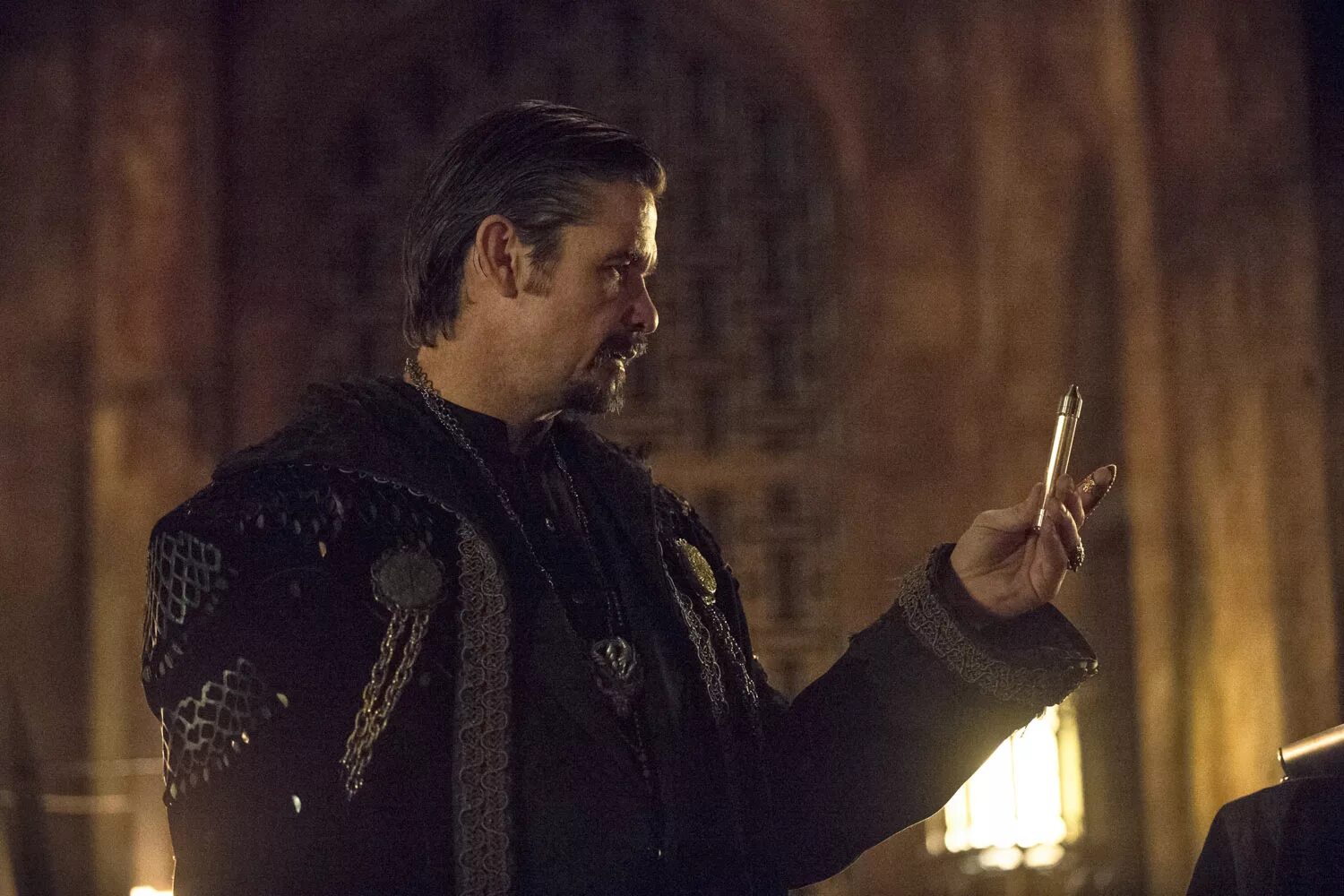 Нисса аль гул актриса. Катрина ло стрела. Нанда парбат лига теней. Рас аль гул сериал. Стрела сериал нисса аль гул.