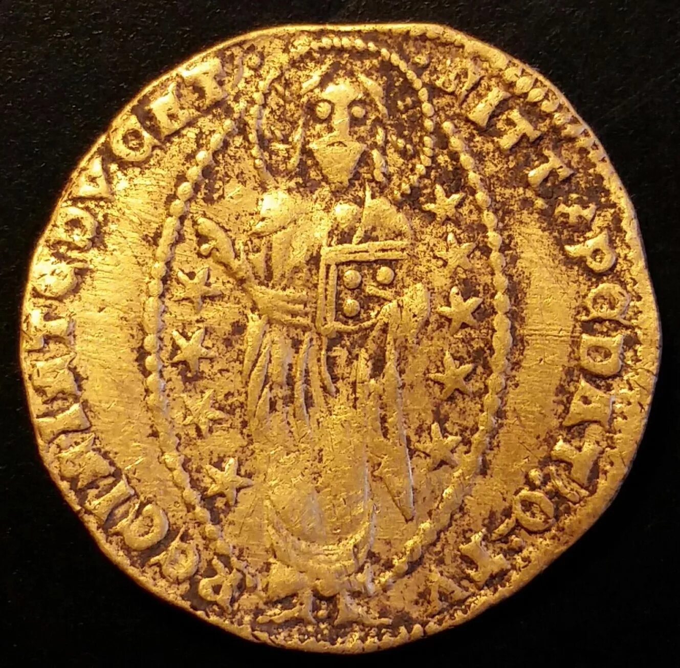 золотые монеты средневековья эпоха дуката и флорина. чешские средневековые монеты. золотой дукат венеция. монеты с 16-17 века на руси. золотая монета 14 век.