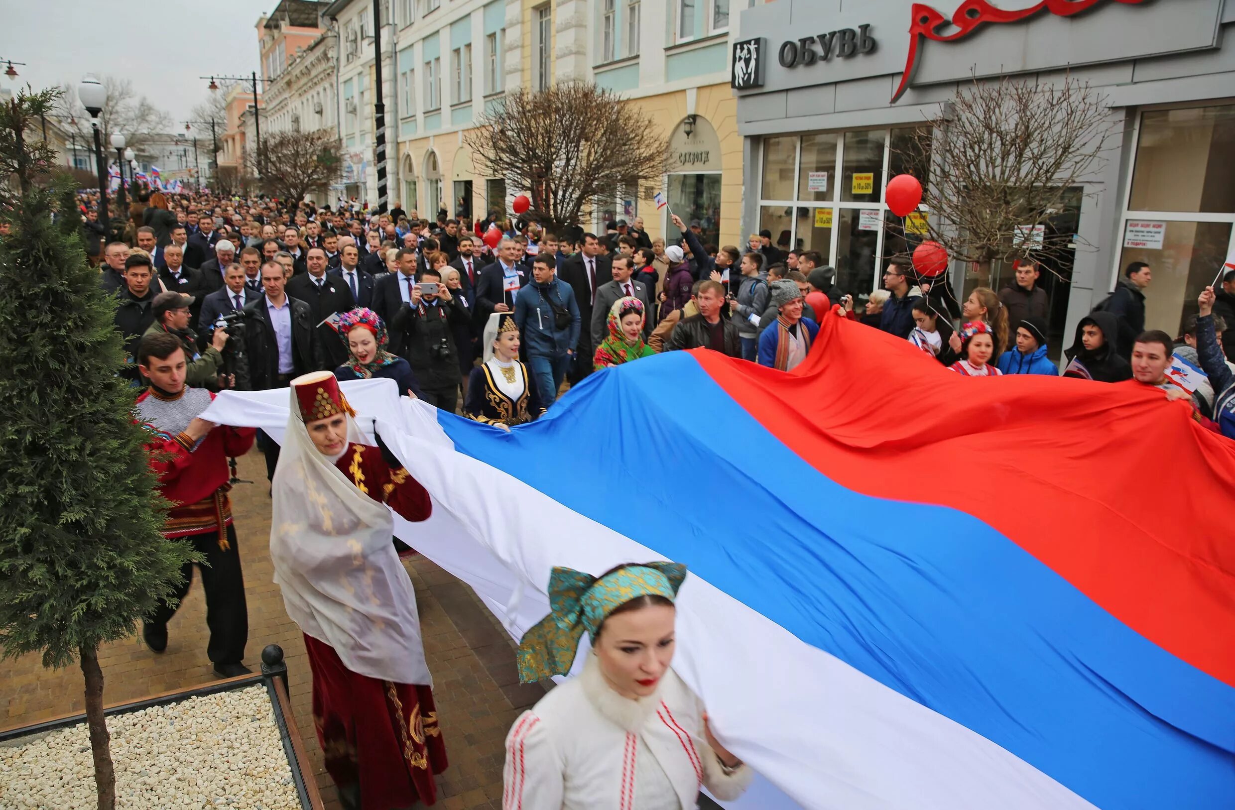 Симферополь в 2014 году. Референдум в Крыму 2014. Референдум в Крыму 2014 фото.