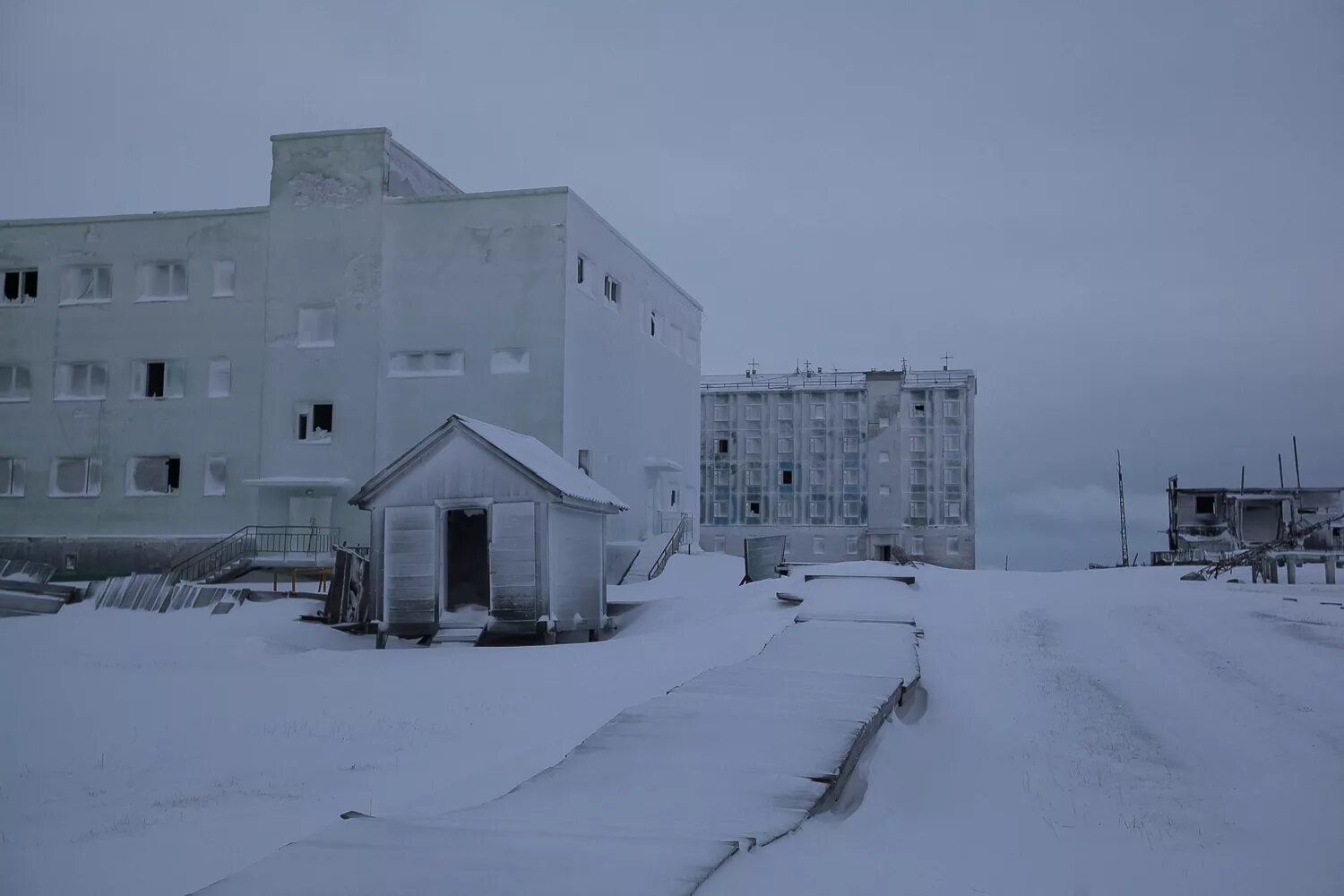 В самом поселке