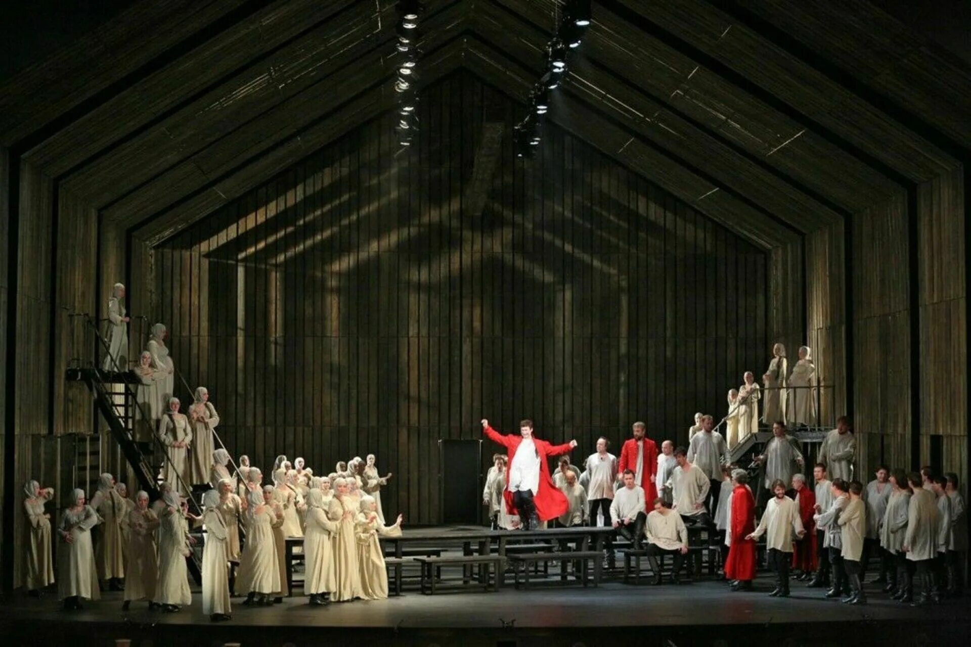 Ростовский театр оперы. Театр немировича данченко хованщина. Юнона и авось ростовский музыкальный театр рок-опера. Риголетто опера эрмитажный театр. Хованщина ростовский музыкальный театр.