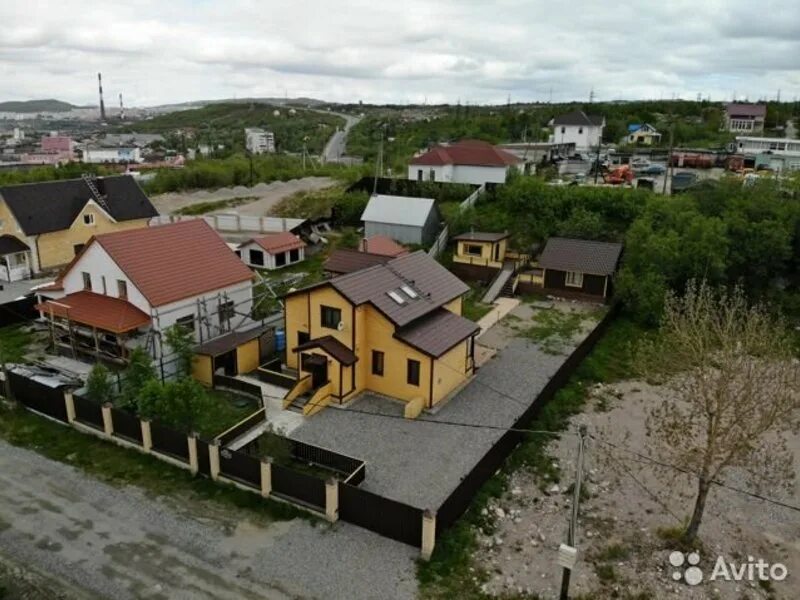 Дом в мурманске. Домики огни мурманска мурманск. Дом леса мурманск. Дом в мурманске. Дом в мурманске.