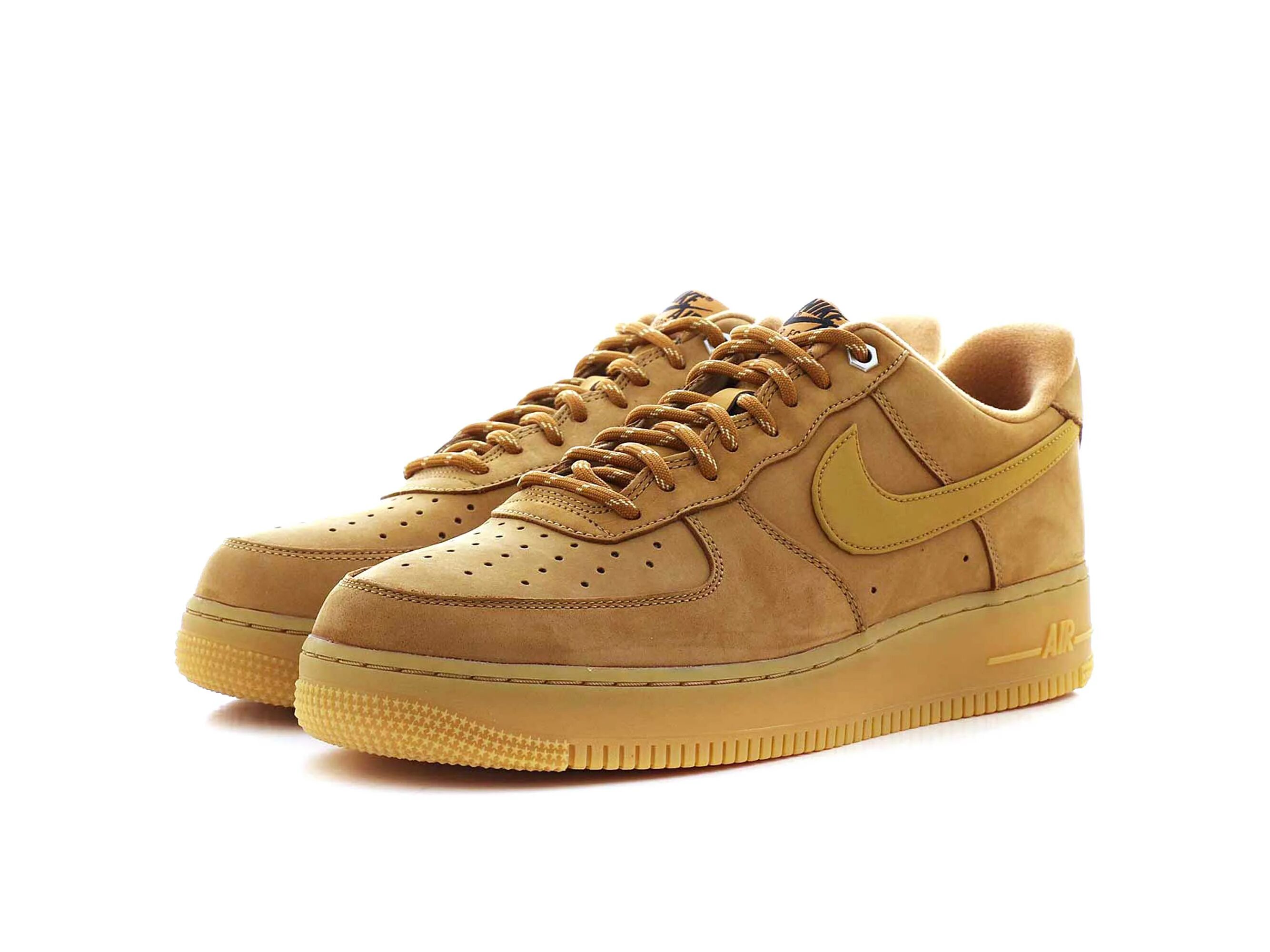 Найк аир коричневые. Nike Air Force 1 '07 WB Flax. Nike Air Force 1 коричневые. Nike Air Force 1 07. Nike Air Force 1 07 WB Flax Brown.