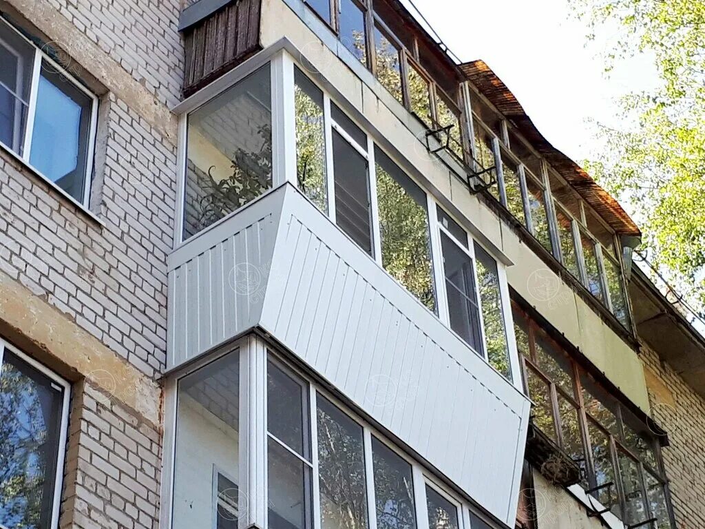 Балконы волной