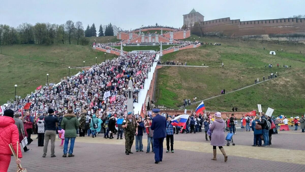 Сколько ступеней в нижнем новгороде. Чкаловская лестница Горький. 9 Мая Чкаловская лестница. Чкаловская лестница ступени. Чкаловская лестница 2024 год.