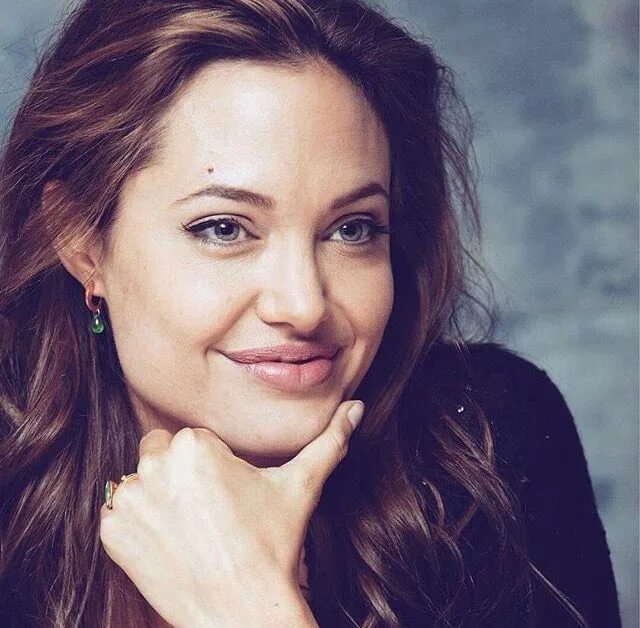 Photo angelina. Анджелина джоли фото. Jolie 2005. Photo angelina. Анджелина джоли фото.