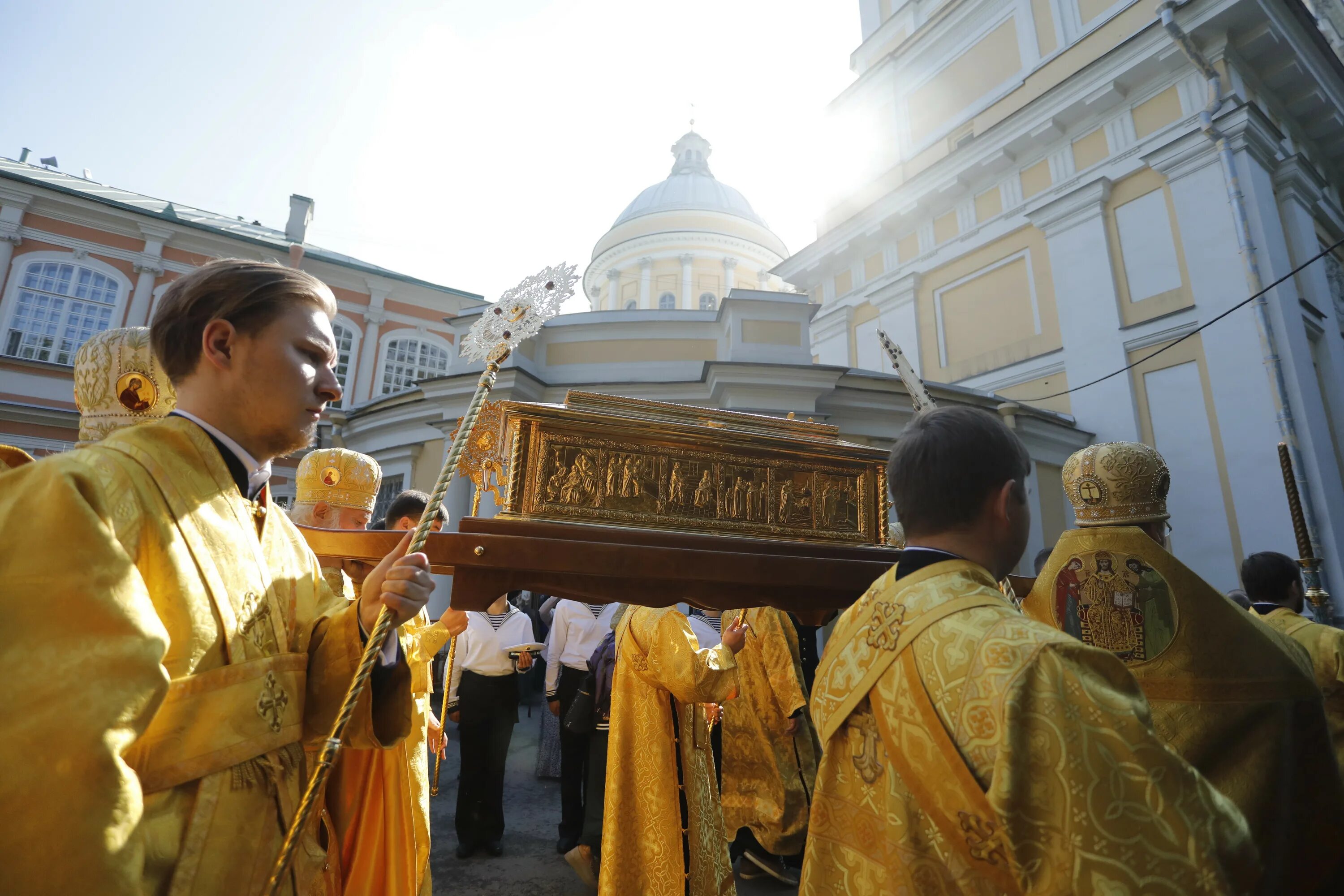 Мощи в санкт петербурге. Мощи в санкт петербурге. Мощи в санкт петербурге. Мощи в санкт петербурге. Мощи в казанском соборе санкт-петербурга.