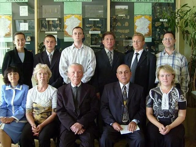 почвенный факультет ташгу. кириченко исаа мгу. кафедра археологии мгу. волгу университет истфак. кафедра истории и археологии.