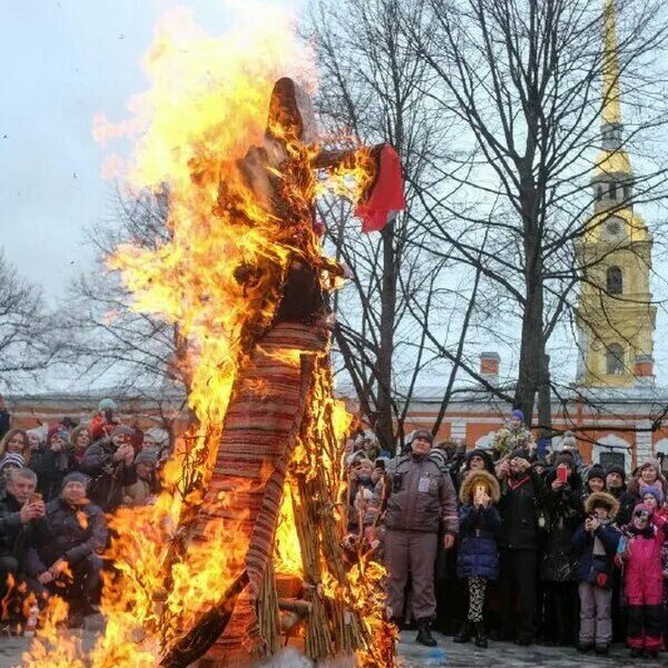 Масленица в Петропавловской крепости. Масленичные гулянья в Петропавловской крепости СПБ. Масленица в Петропавловской крепости 2023. Масленица в Петропавловской крепости 2024. Сжигание чучела масленицы 2024 тула