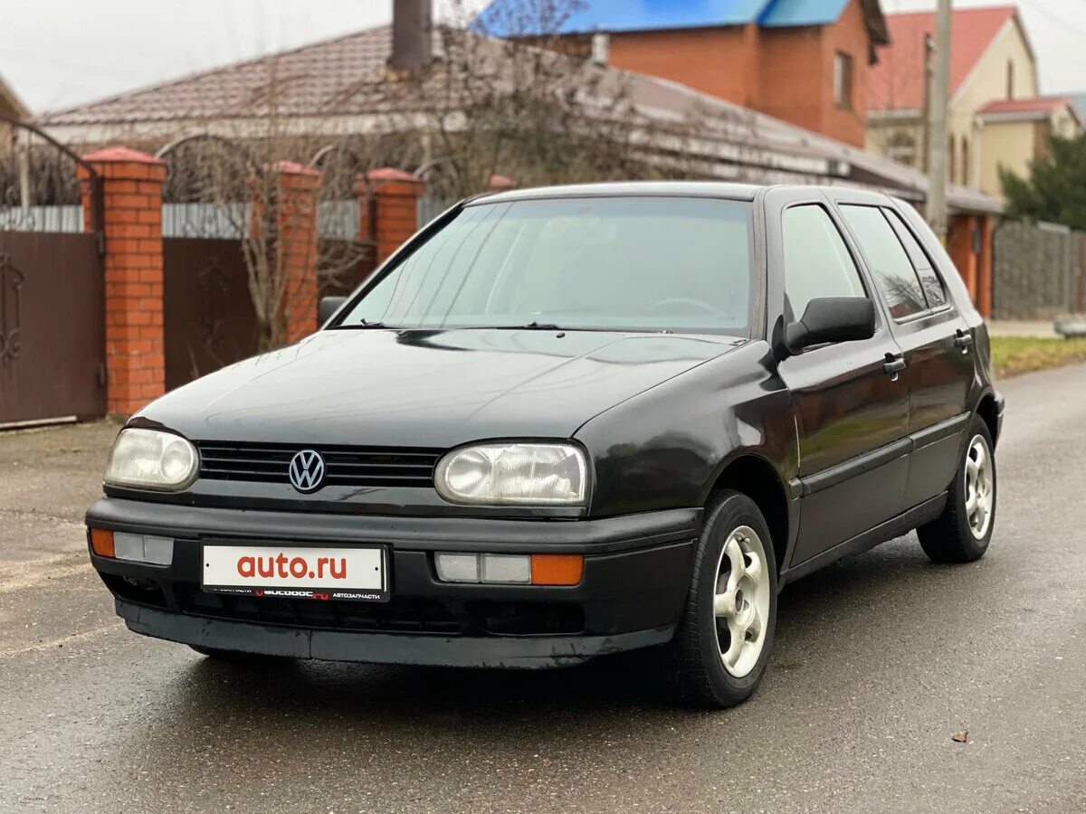 Volkswagen 1995. Фольксваген Golf 3 1995. Фольксваген гольф 1995. Volkswagen Golf 1995 хэтчбек. Фольксваген гольф 1995 года.