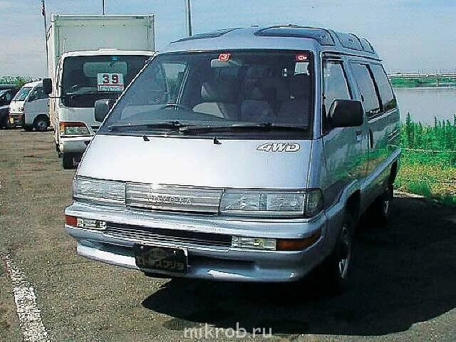 Тойота таун айс владивосток. Toyota Master Ace Surf 1991. Toyota Master Ace Surf. Таун айс мастер айс Сурф. Тойота мастер айс Сурф 1988.