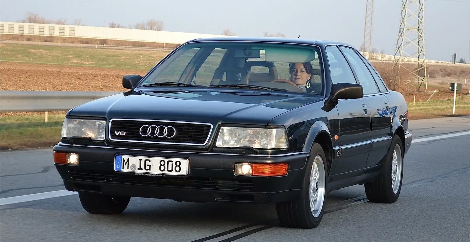 Бмв 323 е21. 4 старая версия. 4 старая версия. Bmw 3 e30 седан. Bmw 1980.