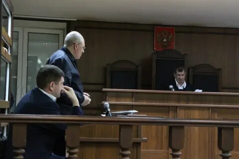 Адвокату несовершеннолетнего