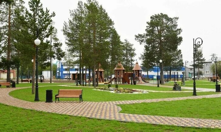Скверы муравленко. Сквер салманова муравленко. Городской парк муравленко. Городской парк муравленко. Сквер лазурный краснодар.