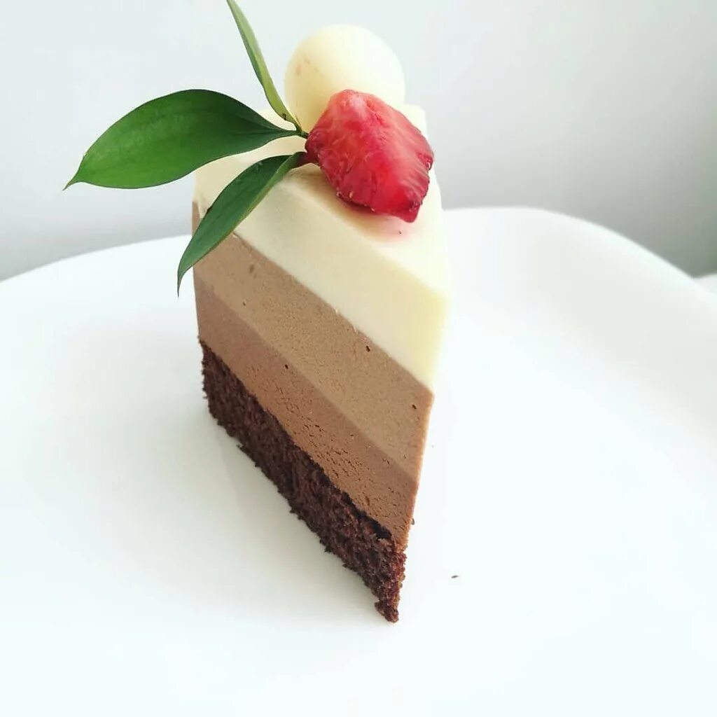 торт три шоколада с маскарпоне. мусс три шоколада добрынинский. торт мусс три шоколада. торт мусс три шоколада. мусс три шоколада добрынинский.