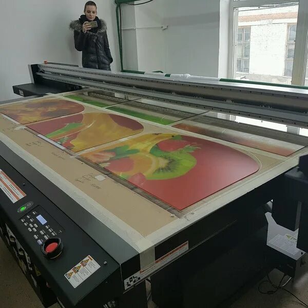 Кадр димитровград. Аврора мебельная фабрика димитровград. аврора дмф димитровград. мебельная фабрика димитровград. мебельный завод аврора.