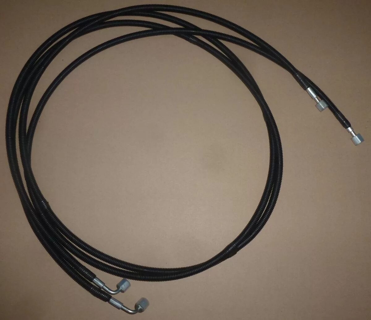 Шланг высокого давления для мтз 82 din en 8531 sn dn10 wp 180 bar. Топливные трубки т 25. Трубка теплообменника/трехходовой клапан 711192100. Трубка тормозная урал 4320 3506430. Вкладыш рукояти сф-65 94230426.