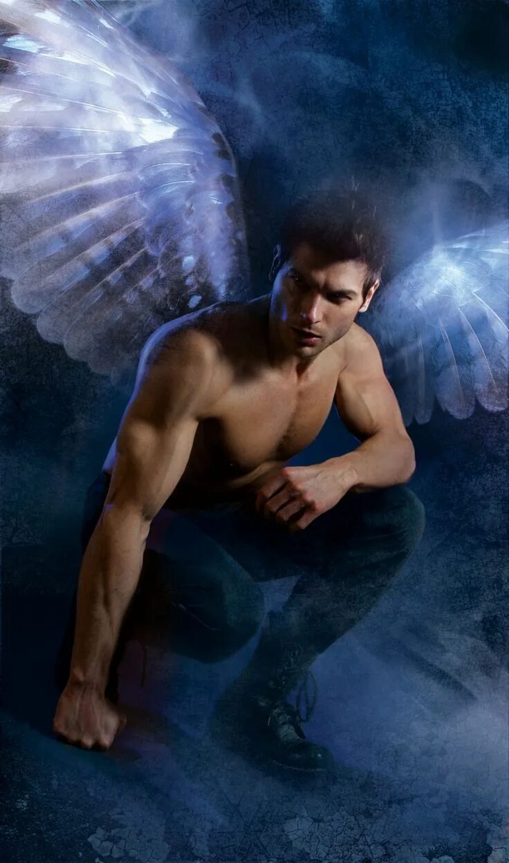 Angels men s. Ангел мужчина. Мужчина с крыльями. Парень с ангельскими крыльями. Парень с крыльями ангела.