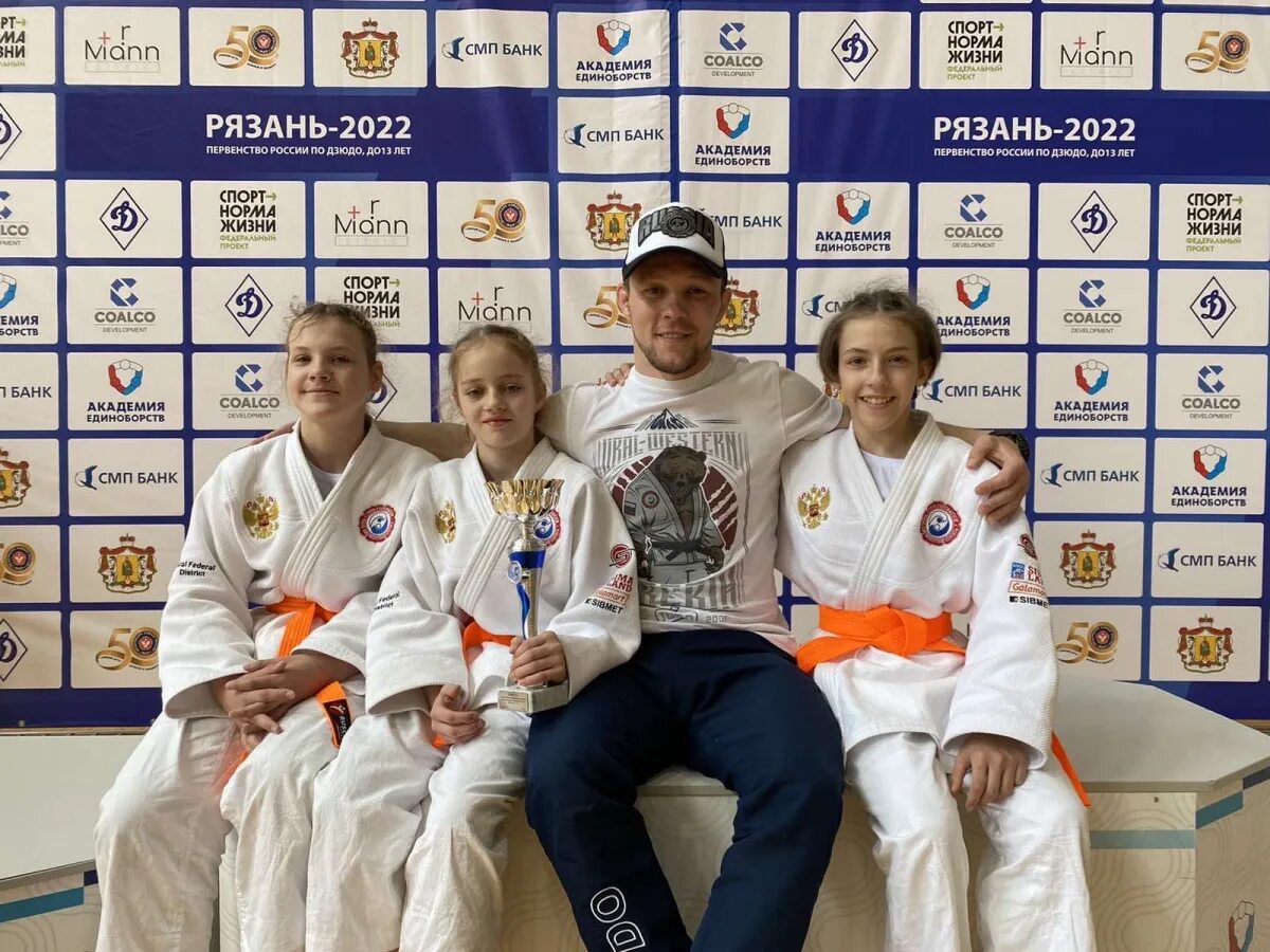 группы ката соревнования. турнир дзюдо памяти вакуленко. первенство россии по дзюдо 2016. востриков николай тюмень дзюдо. востриков тюмень дзюдо.