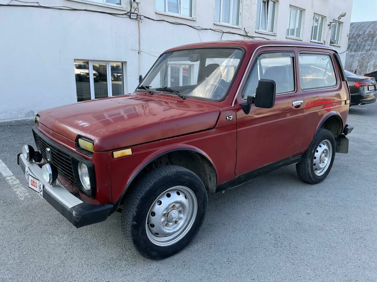 Нива 2121 1993. Ваз 2121 нива 1993г красная. Ваз 2121 1993 года. Ваз 2121 1993 г. Барахолка машин.